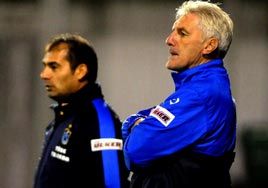 �� farkl� g�zle takipte