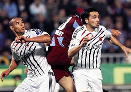 Alk��lar Ferrari'ye