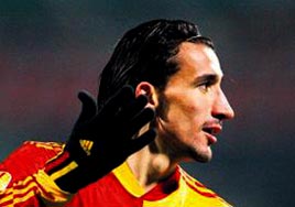 G�veni yerine geldi