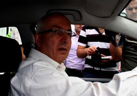 �lk g�r��me yap�ld�