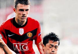 'Bor� bizi bat�r�r'