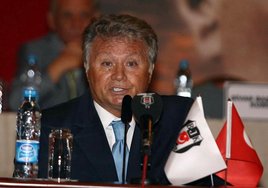 Asba�kandan a��klama geldi