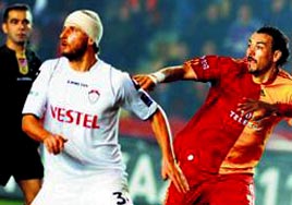 Eren bandajla oynadı