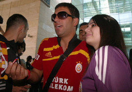 Arda Turan zirveyi zorluyor