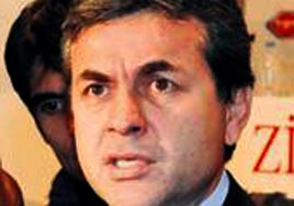 Aykut etkisini art�r�yor