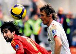 Taraftara ko�tular