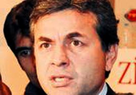 Kocaman har�l har�l �al���yor