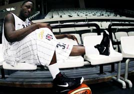 Basketbolda dev kap��ma