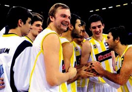 Siena-Fenerbah�e �lker