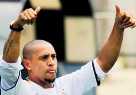 D�nya y�ld�z� Roberto kaos!