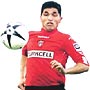 Tarık, Alex'ten daha yetenekli