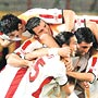 4 Kaçtı,18 sırada