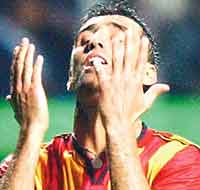 Hakan ��k�r'e �ok �zel teklif