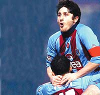 Kom�uya ��k�r: 1-0