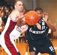 Diplomalı Kartal: 63-73