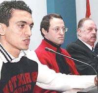 Elenmezlerdi!