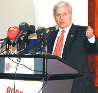 Fener'e a��r su�lama