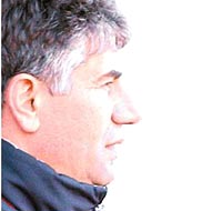 Bulak: Bizler tiyatrocuyuz