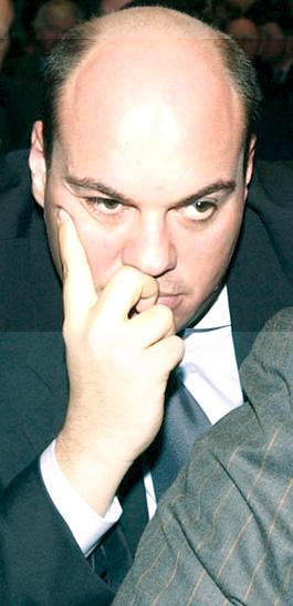 Bursa'ya 'K�z�l'�tesi