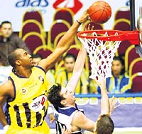 Fener final aşkına