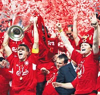 Sana k�rm�z� �ok yak���yor