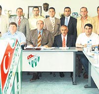 Timsahlar ava hazır