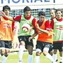 Rıza Çalımbay dişini gösterdi