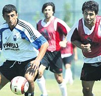 Kartal zirveye kondu