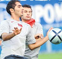 Aslan gibiyiz