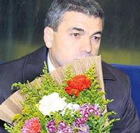 Milne geldi Rıza gitti!