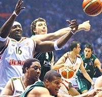 Tatsız şov!