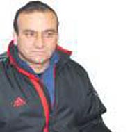 Yerimde g�zleri var