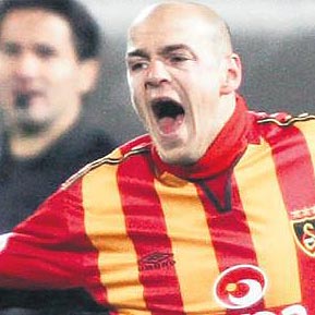 Volkan göreve