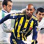 Anelka, Fenerbah�e'de kal�yor