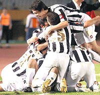 Altay çok mutlu