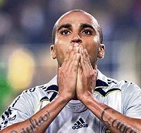 Kupay� kafas�na koydu: 2-0