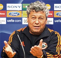 �lk hedef Lucescu