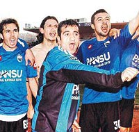 Umut �����