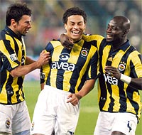 Onlar� aln�ndan �pmeyecek misiniz