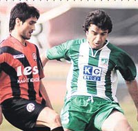 Gümrük direndi