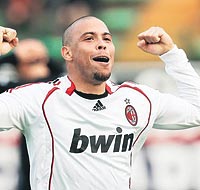 Fener'den 60 bin adet Ronaldo formas�