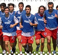 İmzalar atılıyor