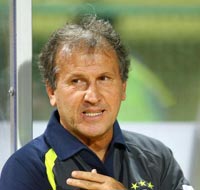 F.Bah�e ile Zico aras�ndaki ipler kopmu�