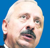 İstifa etmem