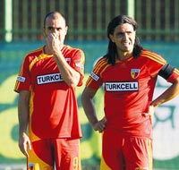 Mehmet Topuz ve Gkhan nal 48 saat iinde Fenerbahe'de
