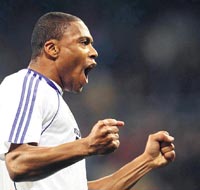 Alex istedi Baptista bitti