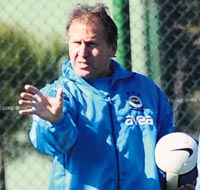 Sevilla'y eleyeceiz bakan!