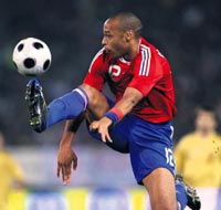 F.Bah�e Henry i�in Platini ve Erzik'i devreye soktu