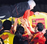 Kalli iyi ki istifa etti